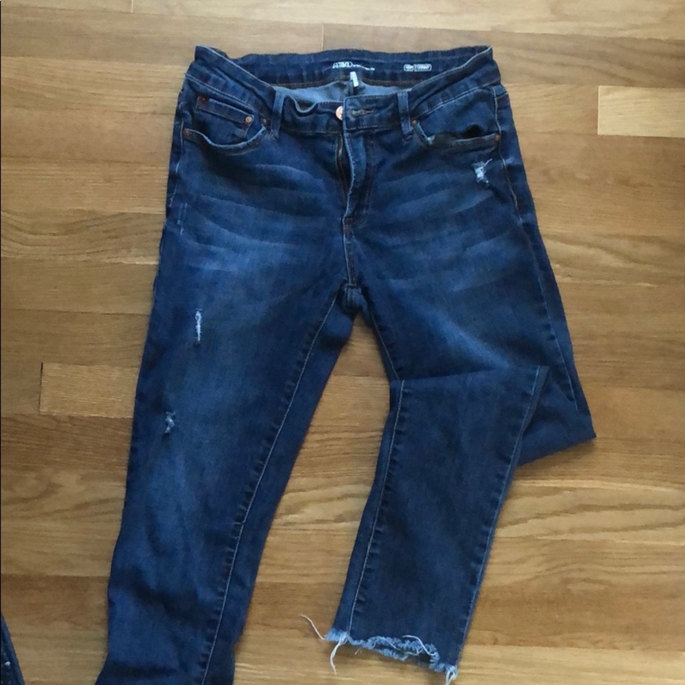 Distressed stretch skinny ankle jeans size 9